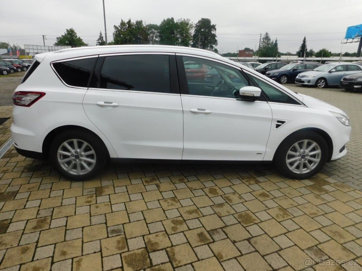 2017 Ford S-MAX - 3