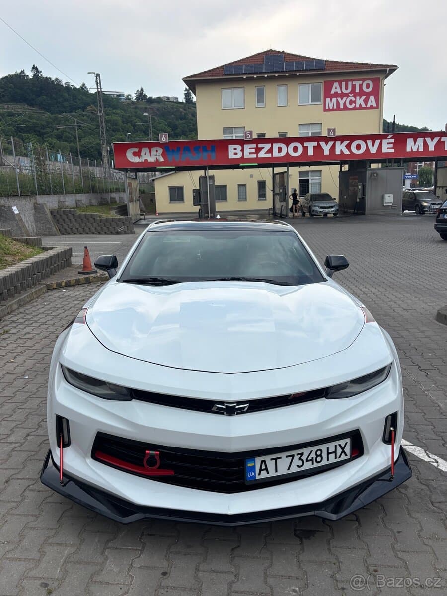 2017 Chevrolet CAMARO - 3