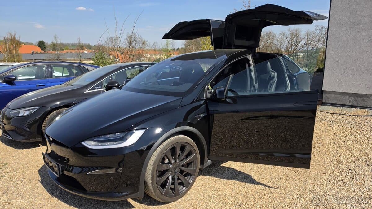 2022 Tesla MODEL X - 3