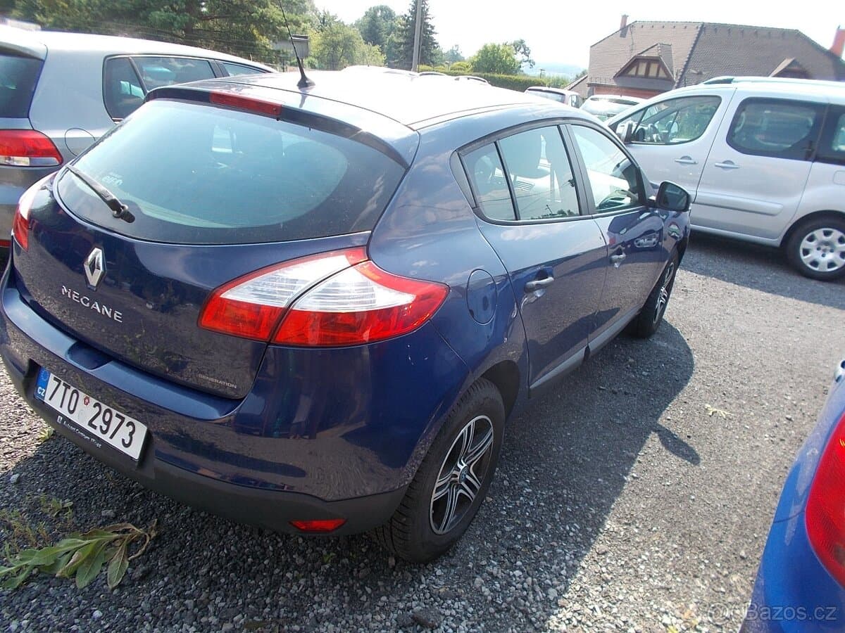 2010 Renault MEGANE - 3