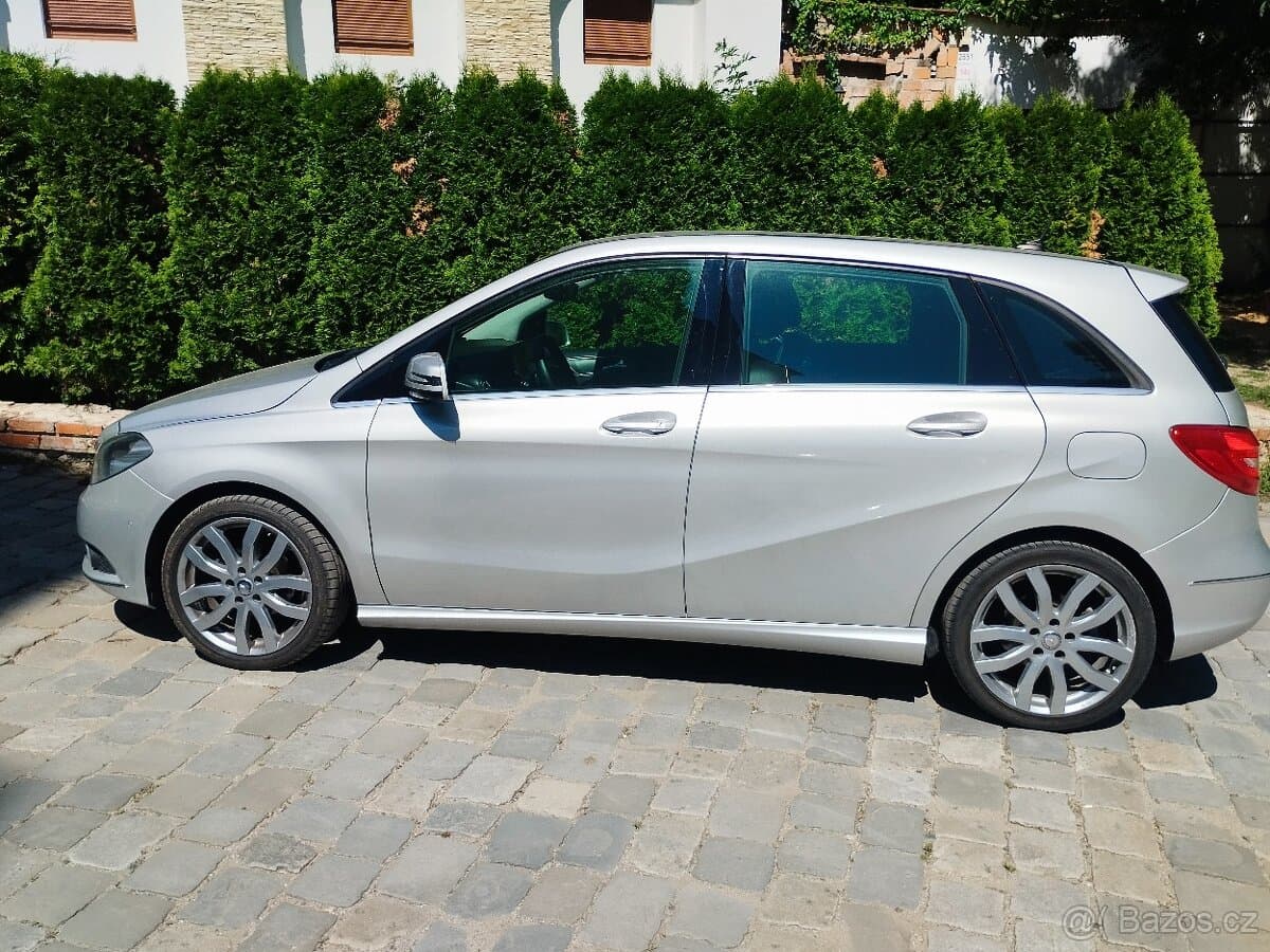 2012 Mercedes-Benz OSTATNÍ - 3