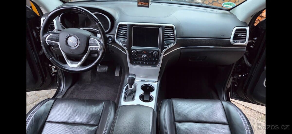 2020 Jeep CHEROKEE - 3