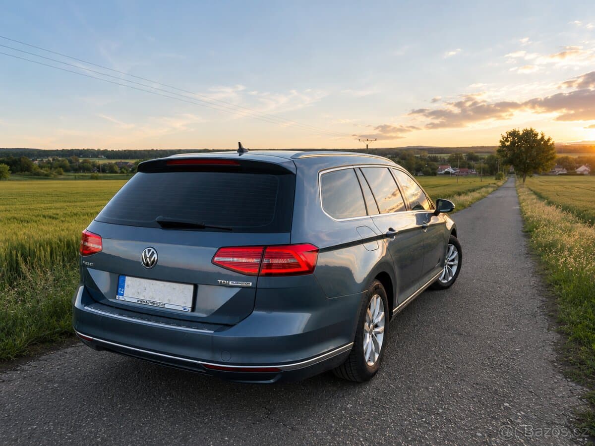 2015 Volkswagen PASSAT - 3