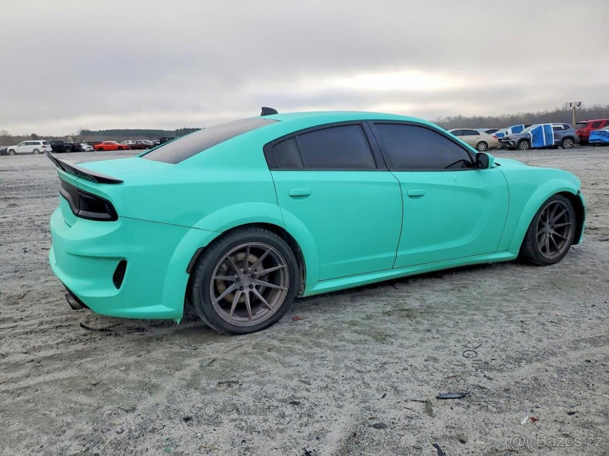 2018 Dodge CHARGER - 3