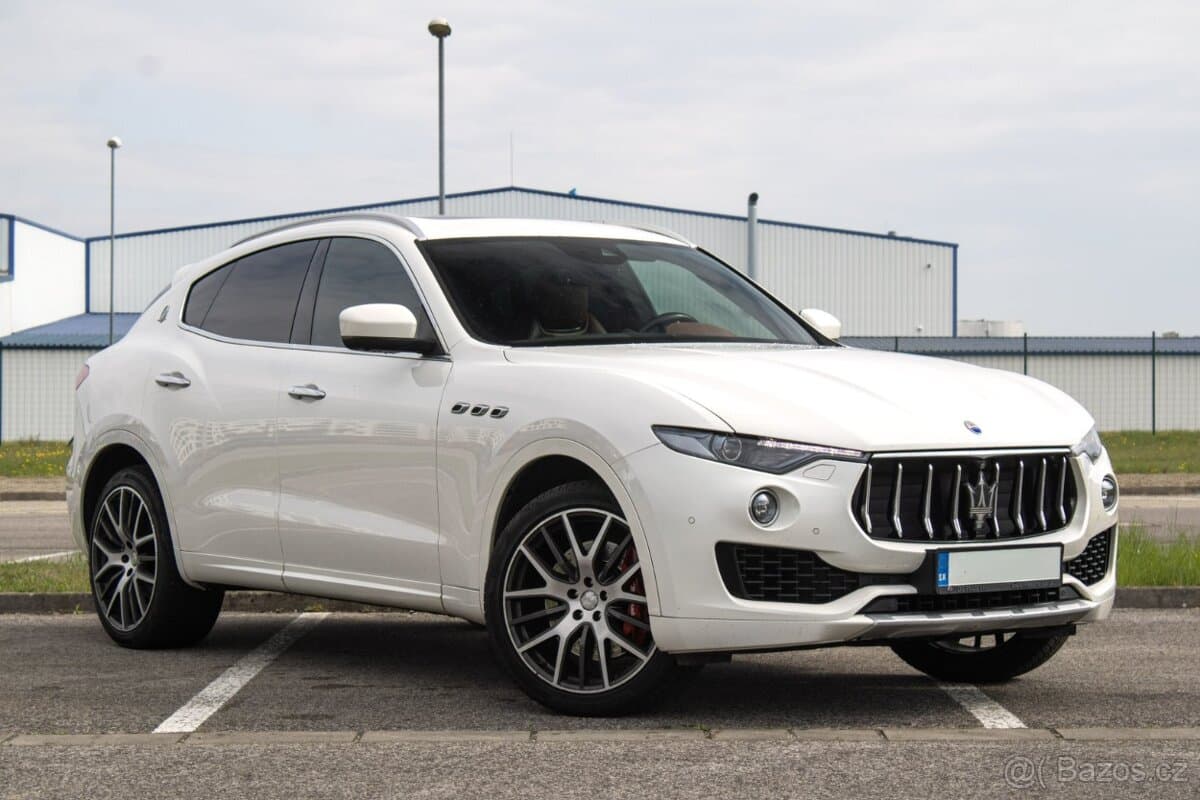 2016 Maserati LEVANTE - 3