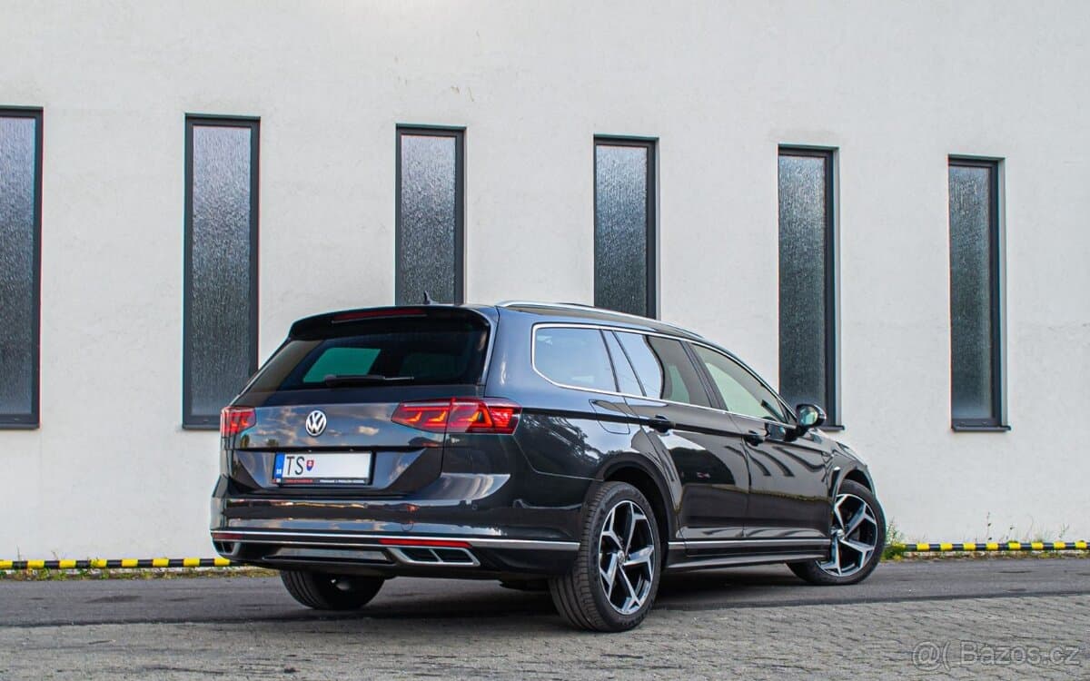 2020 Volkswagen PASSAT - 3