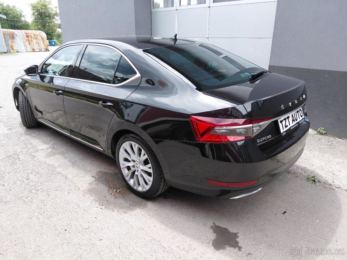 2021 Škoda SUPERB - 3