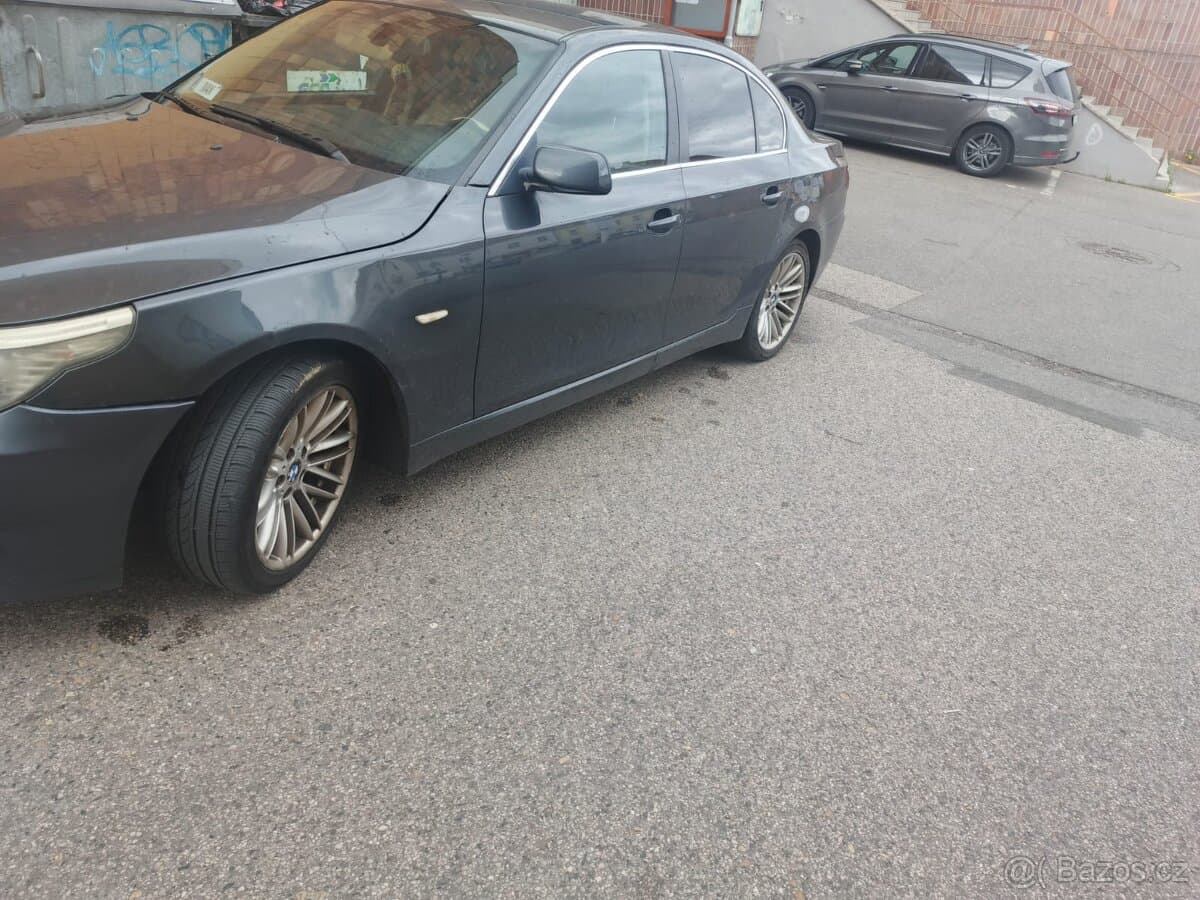 2008 BMW M5 - 3