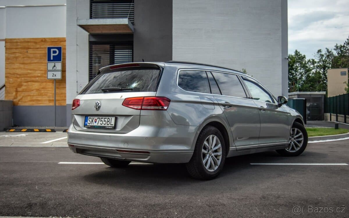 2016 Volkswagen PASSAT - 3
