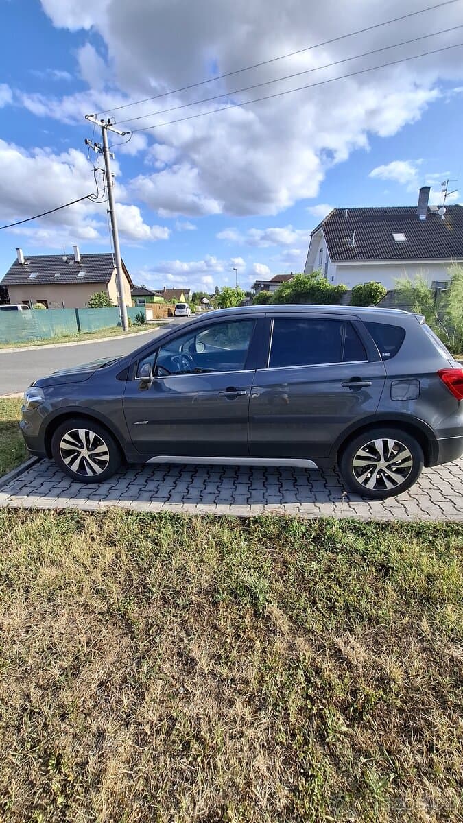 2019 Suzuki S-CROSS - 3