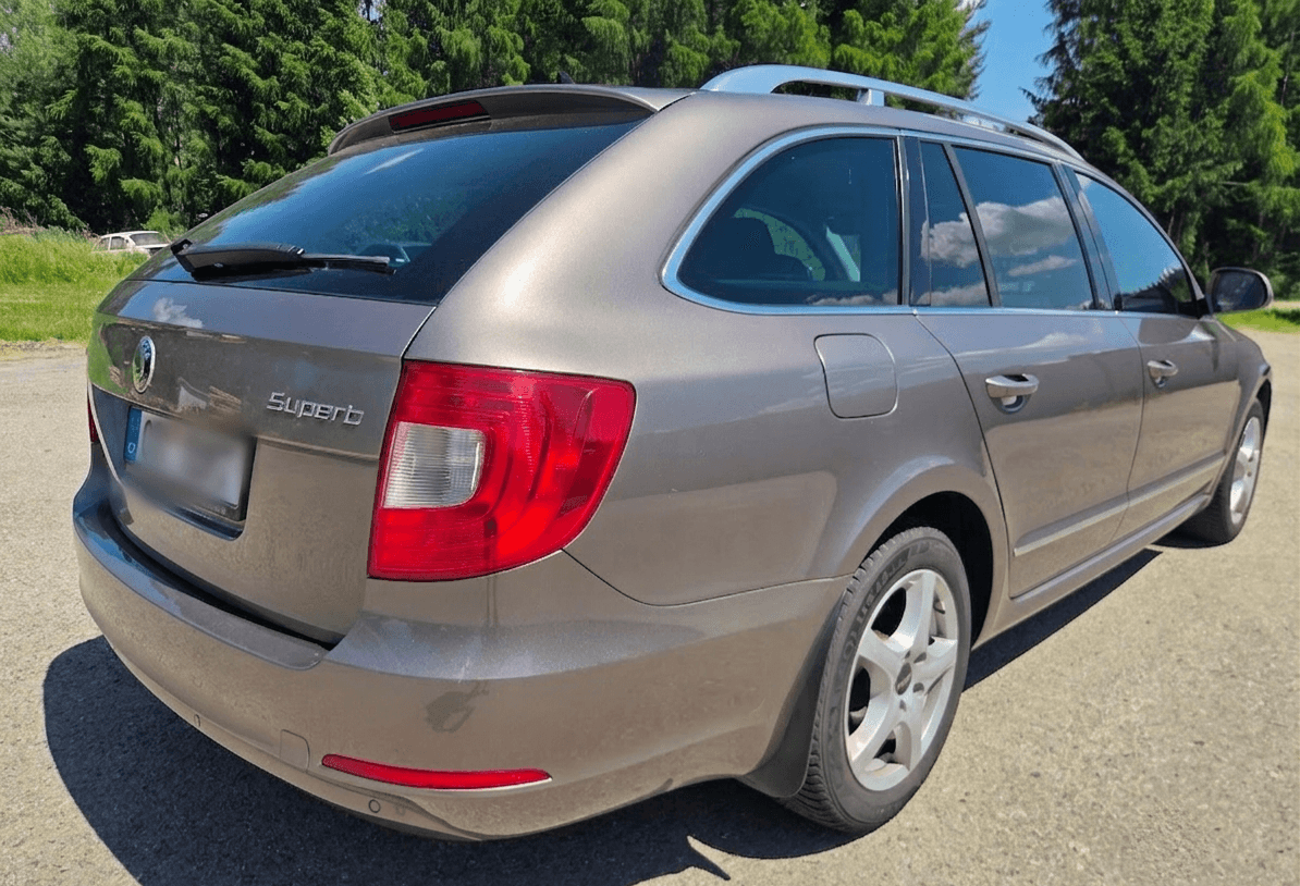 2010 Škoda SUPERB - 3