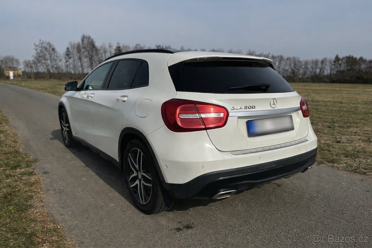 2014 Mercedes-Benz GLA - 3