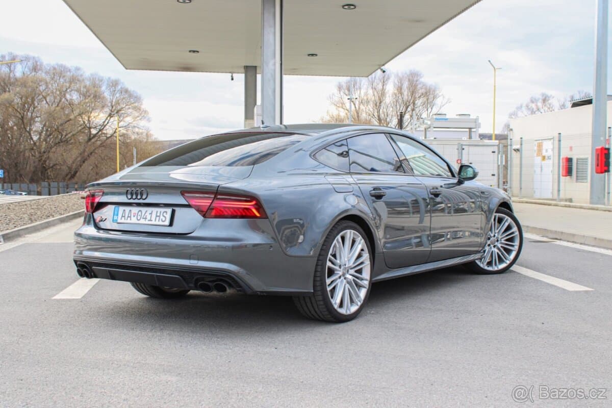 2016 Audi S7 - 3