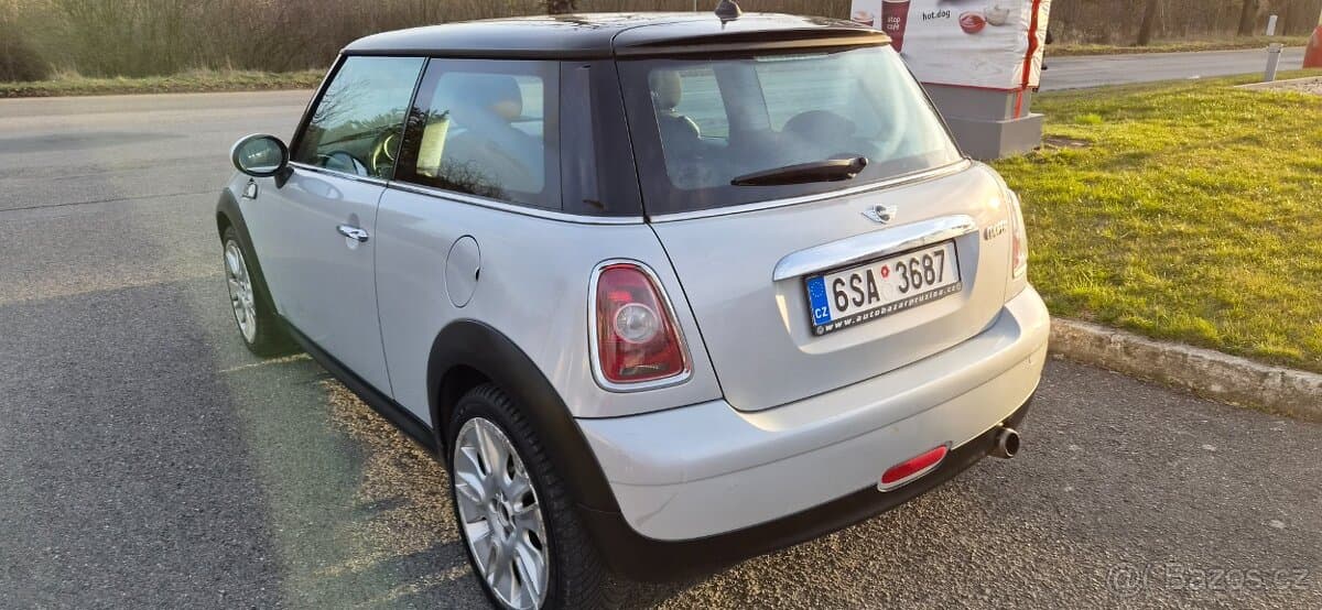 2010 Mini COOPER - 3