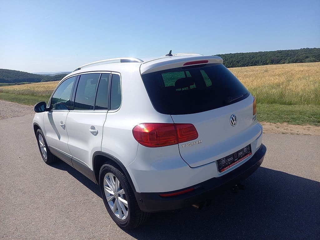 2012 Volkswagen TIGUAN - 3