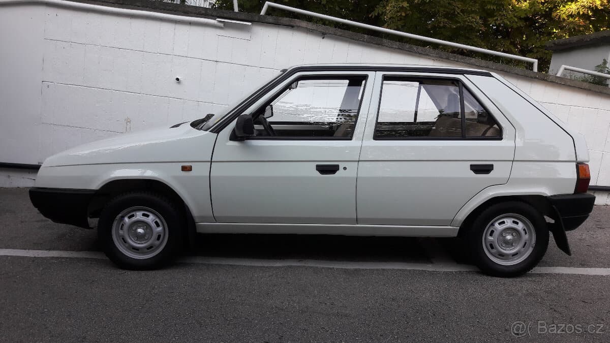 Škoda FAVORIT - 3