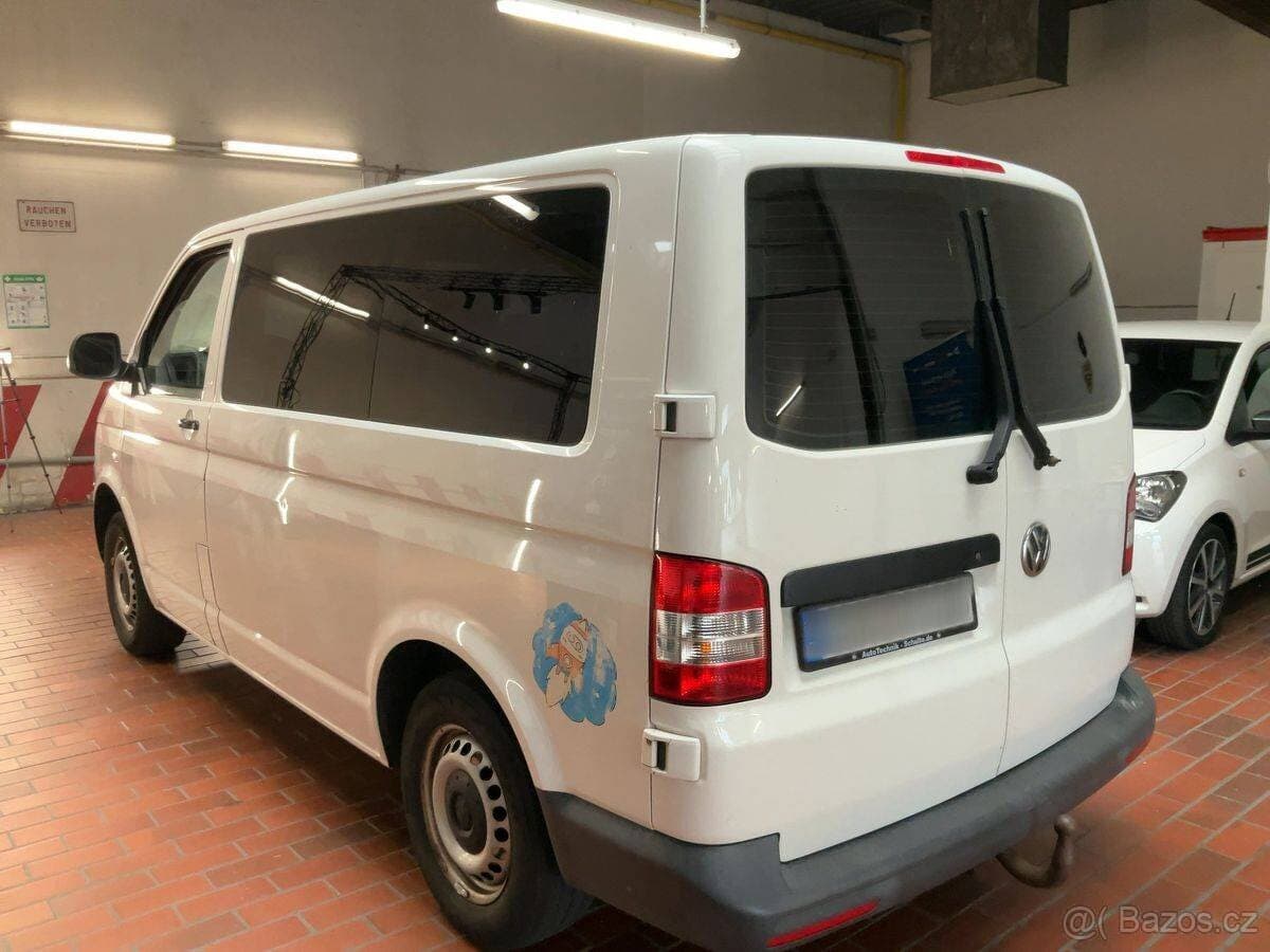 2012 Volkswagen CARAVELLE - 3