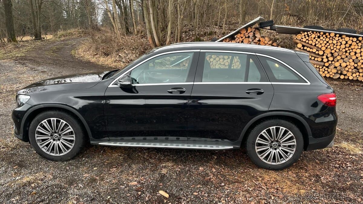 2017 Mercedes-Benz GLC - 3