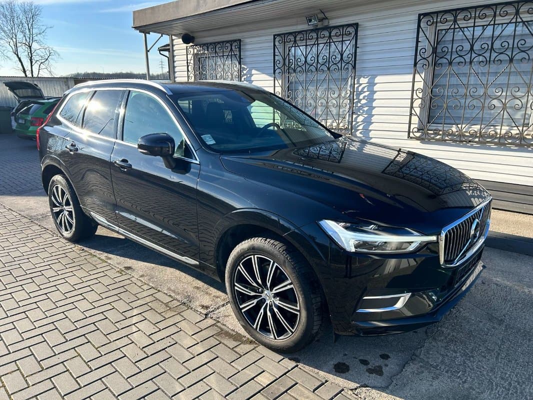 2021 Volvo XC60 - 3
