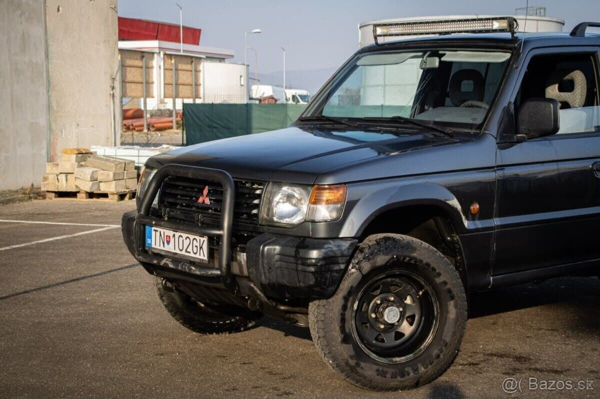 1996 Mitsubishi PAJERO - 3