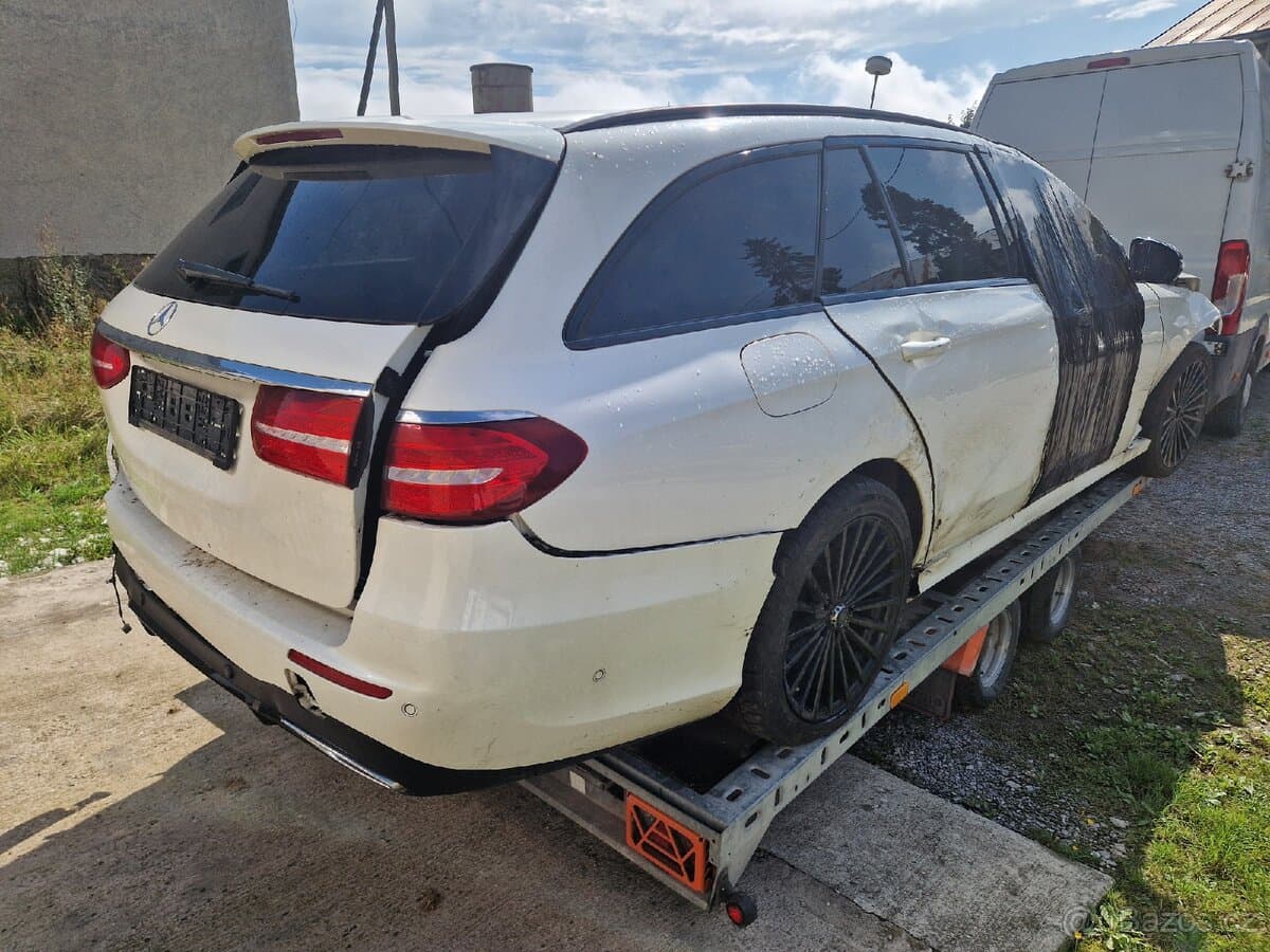 2017 Mercedes-Benz OSTATNÍ - 3