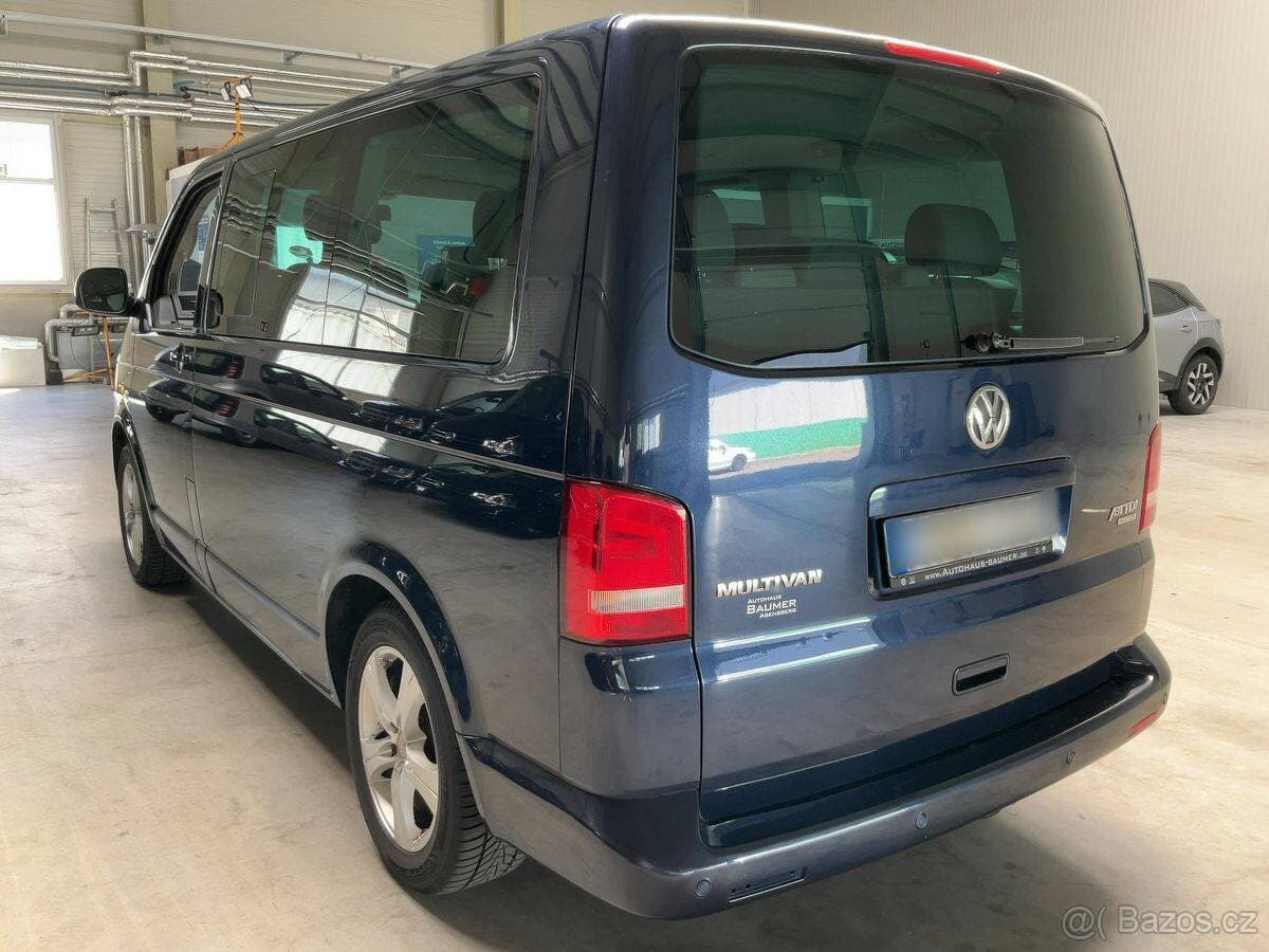 2010 Volkswagen MULTIVAN - 3