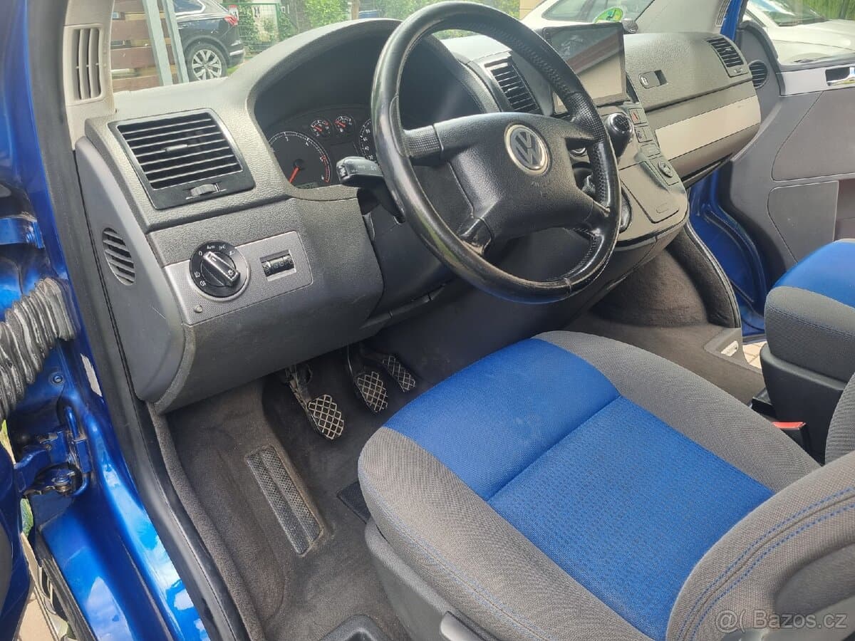 2003 Volkswagen MULTIVAN - 3