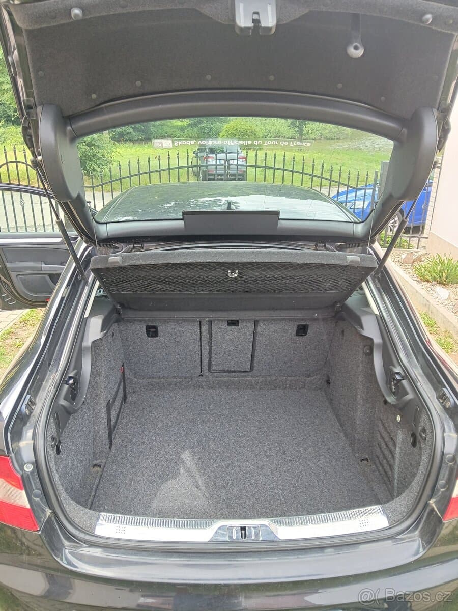 2011 Škoda SUPERB - 4