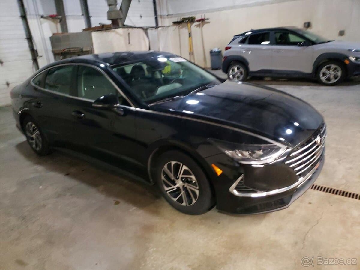 2023 Hyundai SONATA - 4
