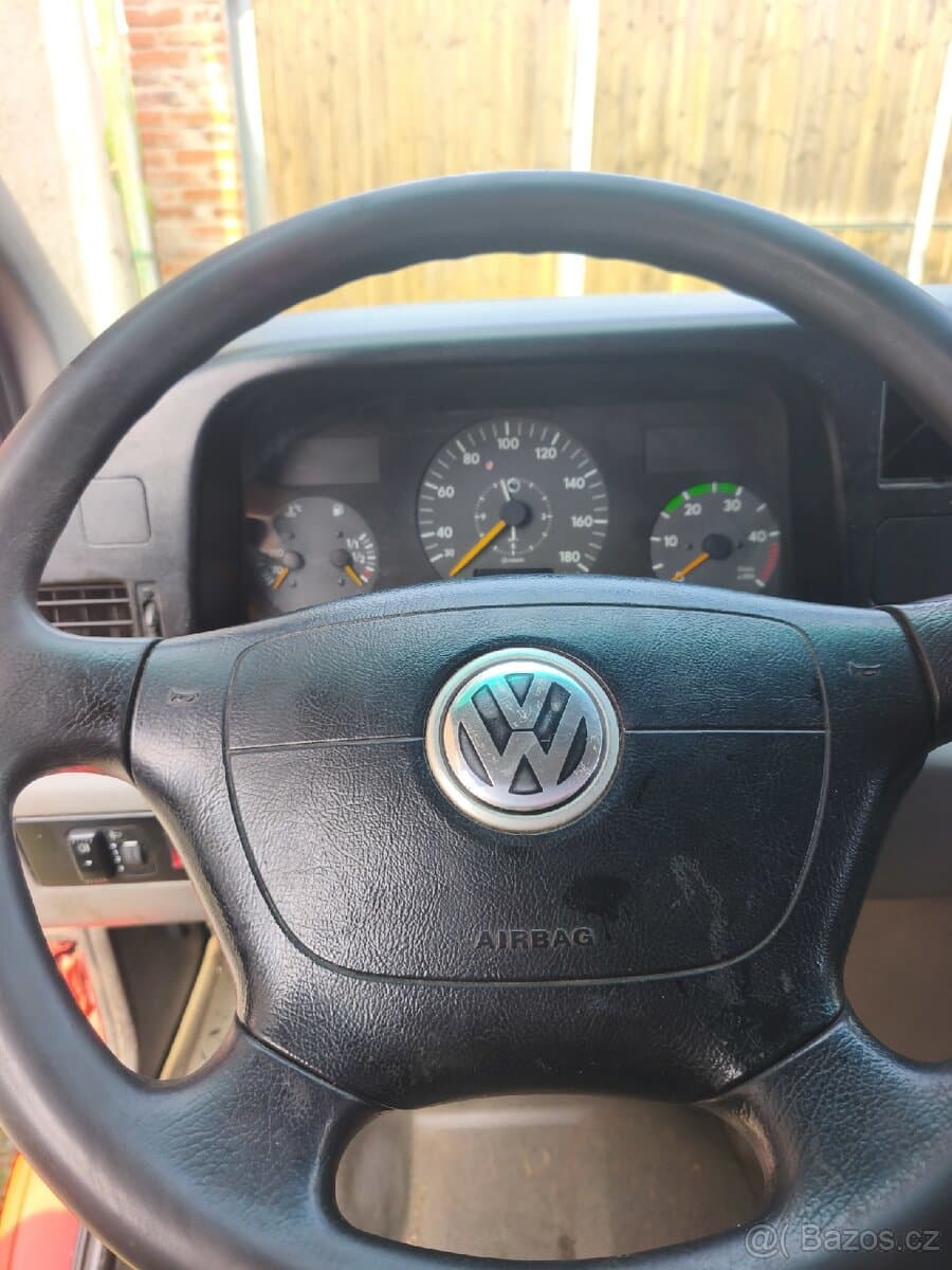 2003 Volkswagen MULTIVAN - 4
