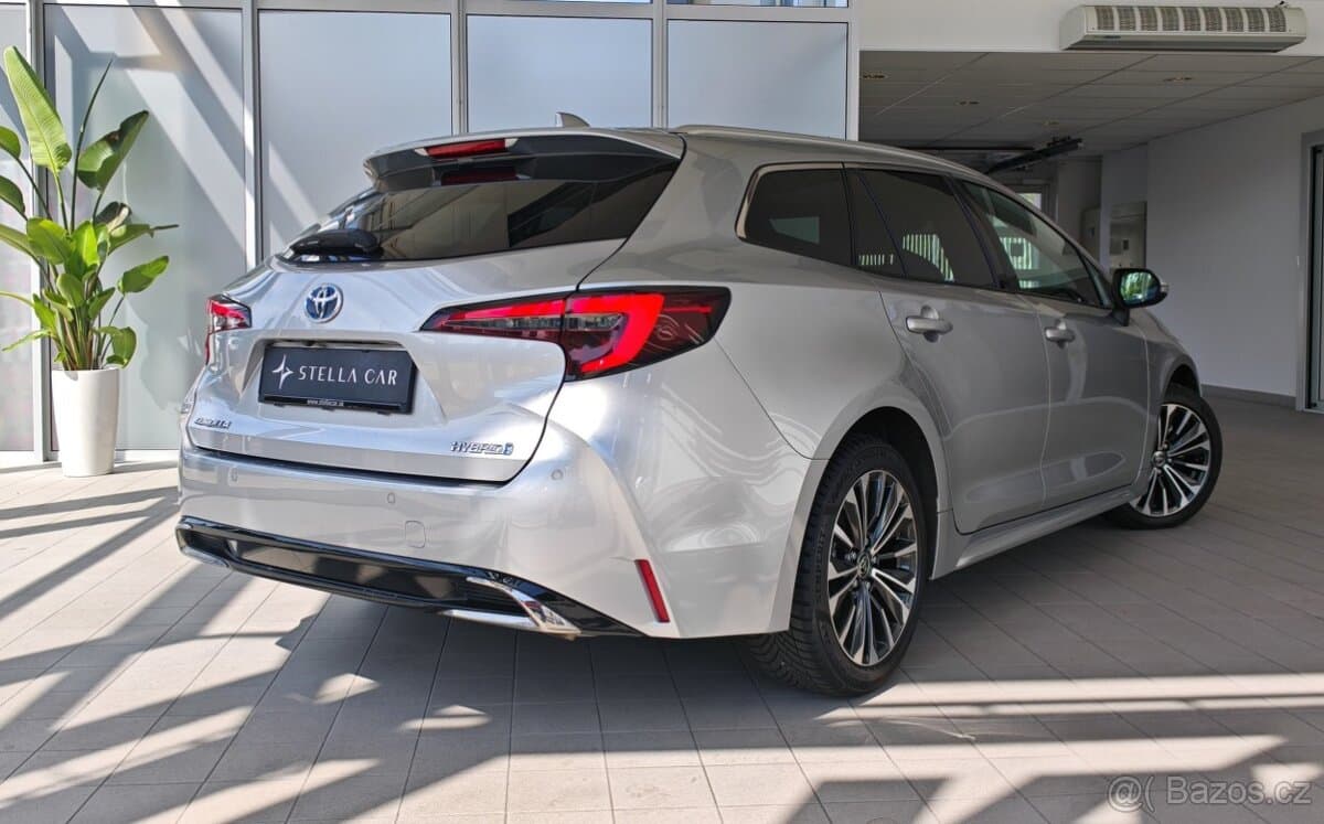 2023 Toyota COROLLA - 4