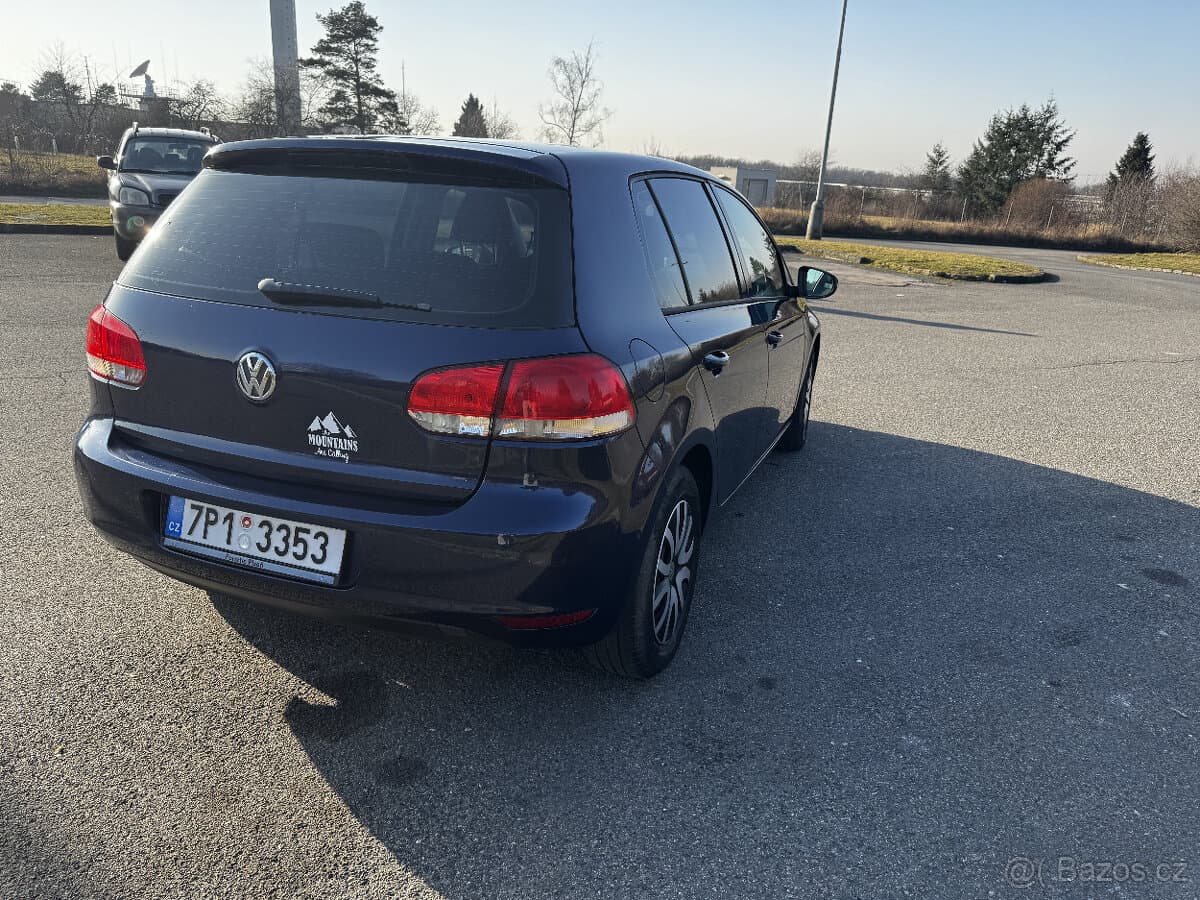 2010 Volkswagen GOLF - 4