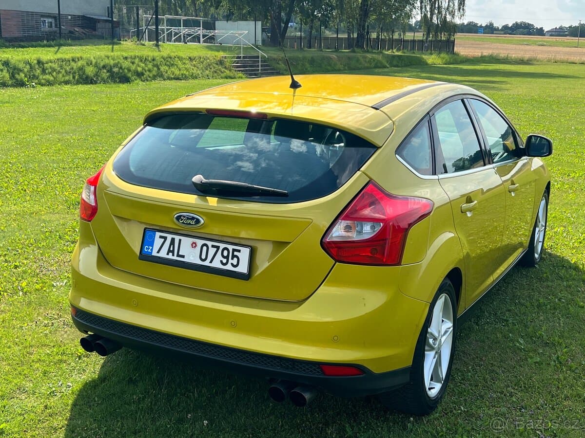 2011 Ford FOCUS - 4