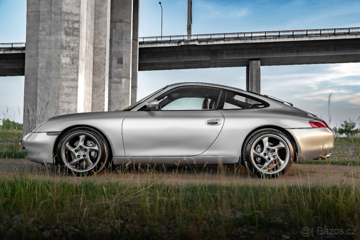 2001 Porsche 911 - 4