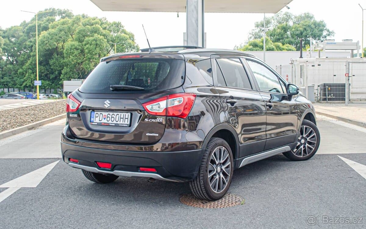 2013 Suzuki S-CROSS - 4