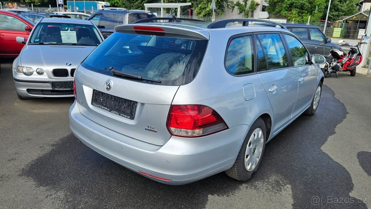 2011 Volkswagen GOLF - 4