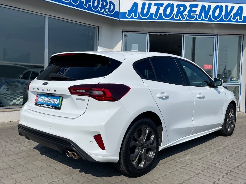 2023 Ford FOCUS - 4