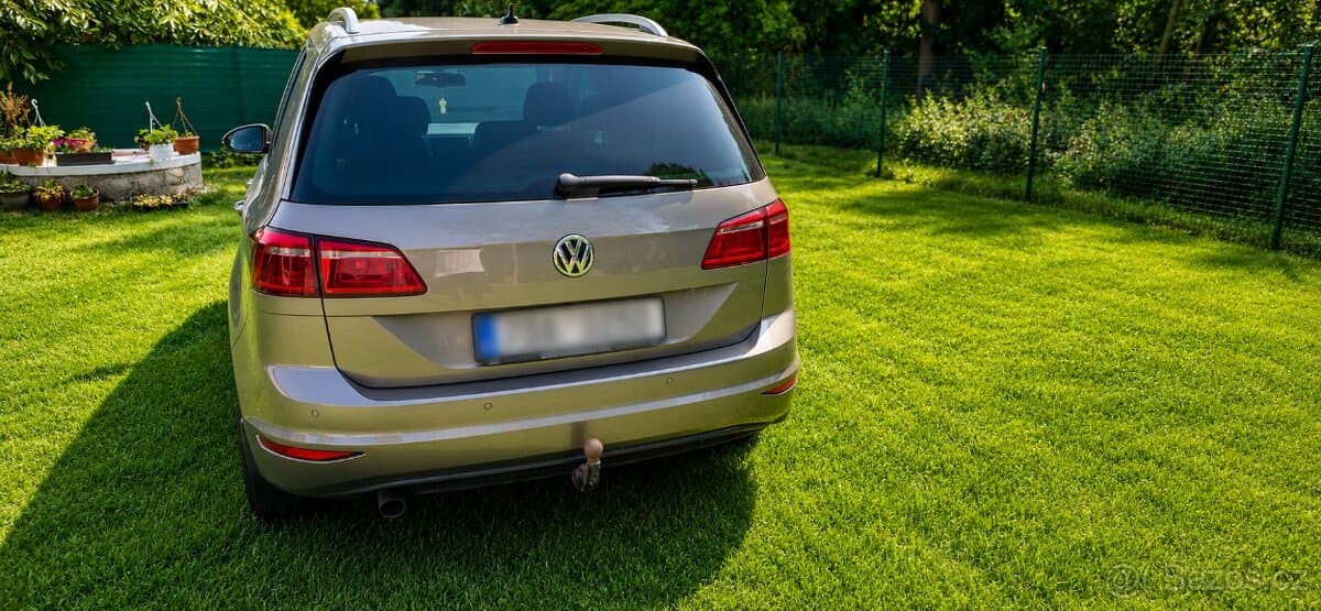 Volkswagen GOLF - 4