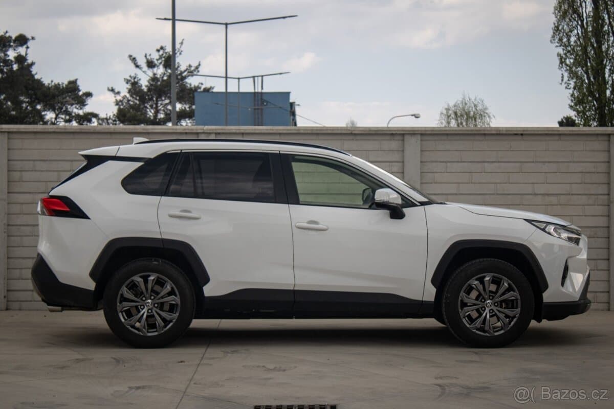 2023 Toyota RAV4 - 4