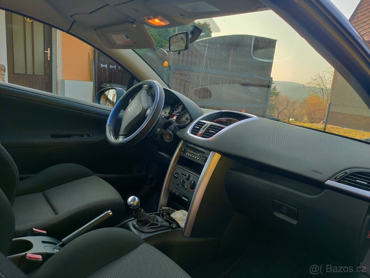 2009 Peugeot 207 - 4