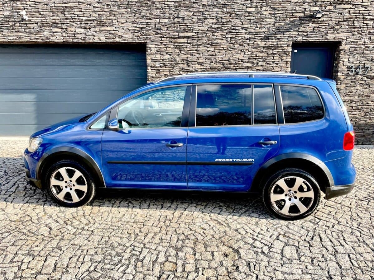 2011 Volkswagen TOURAN - 4