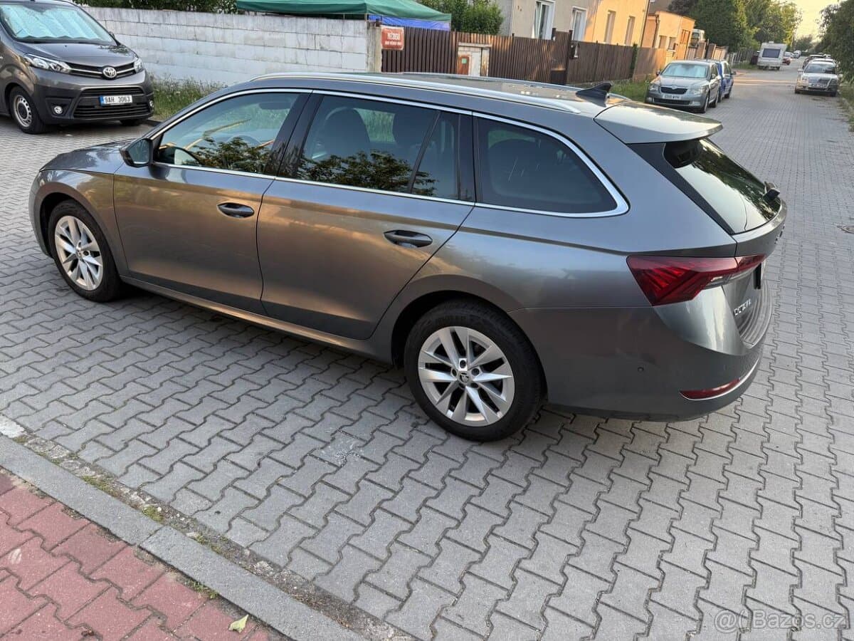 Škoda OCTAVIA - 4
