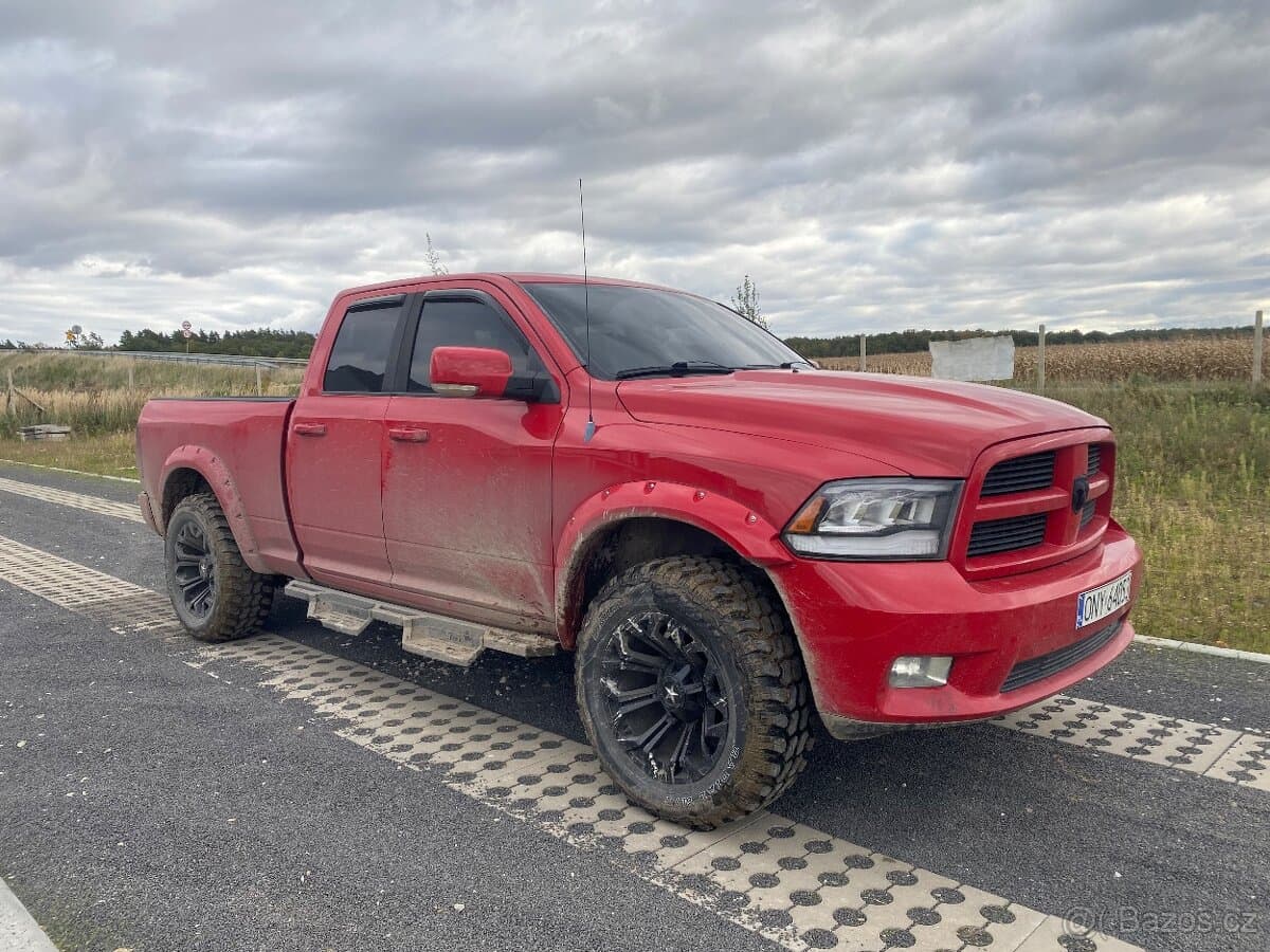 2011 Dodge RAM - 4