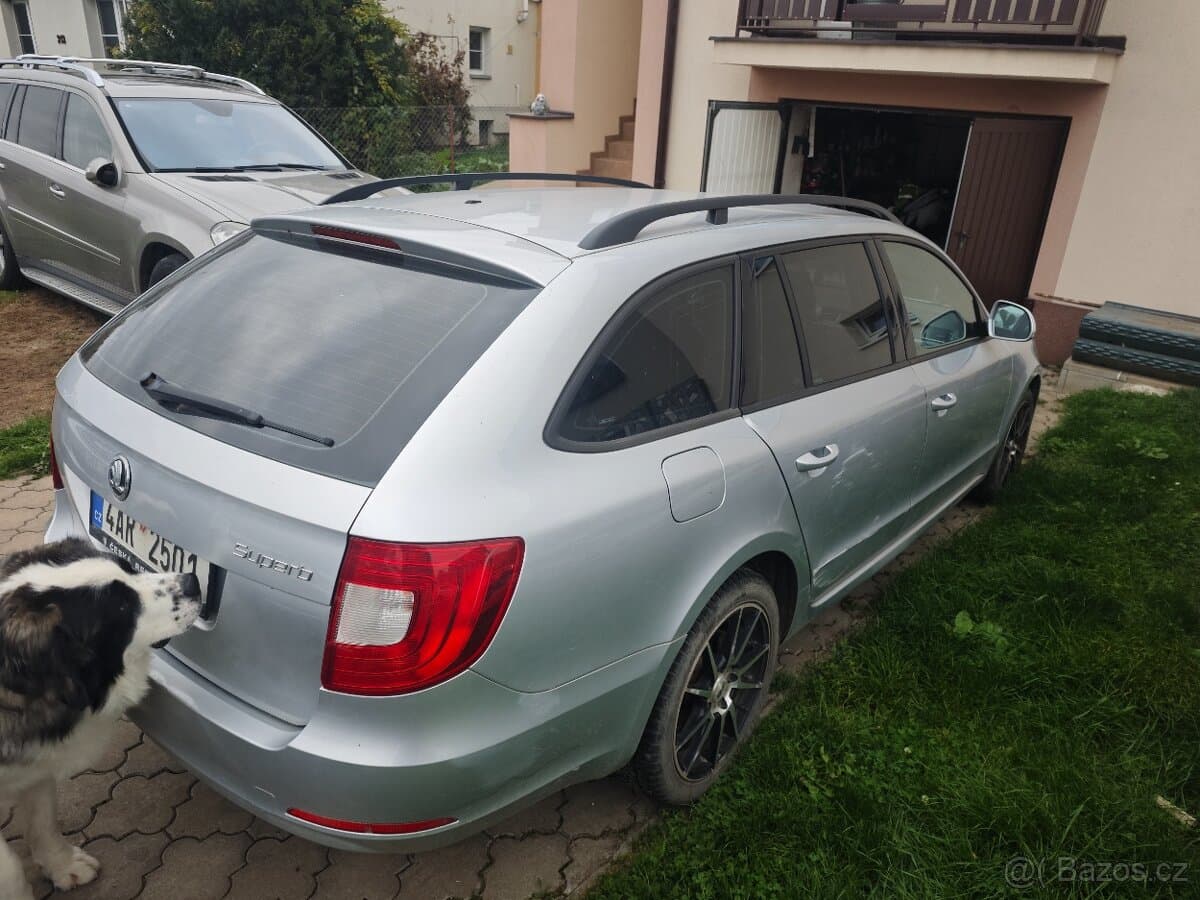 2012 Škoda SUPERB - 4