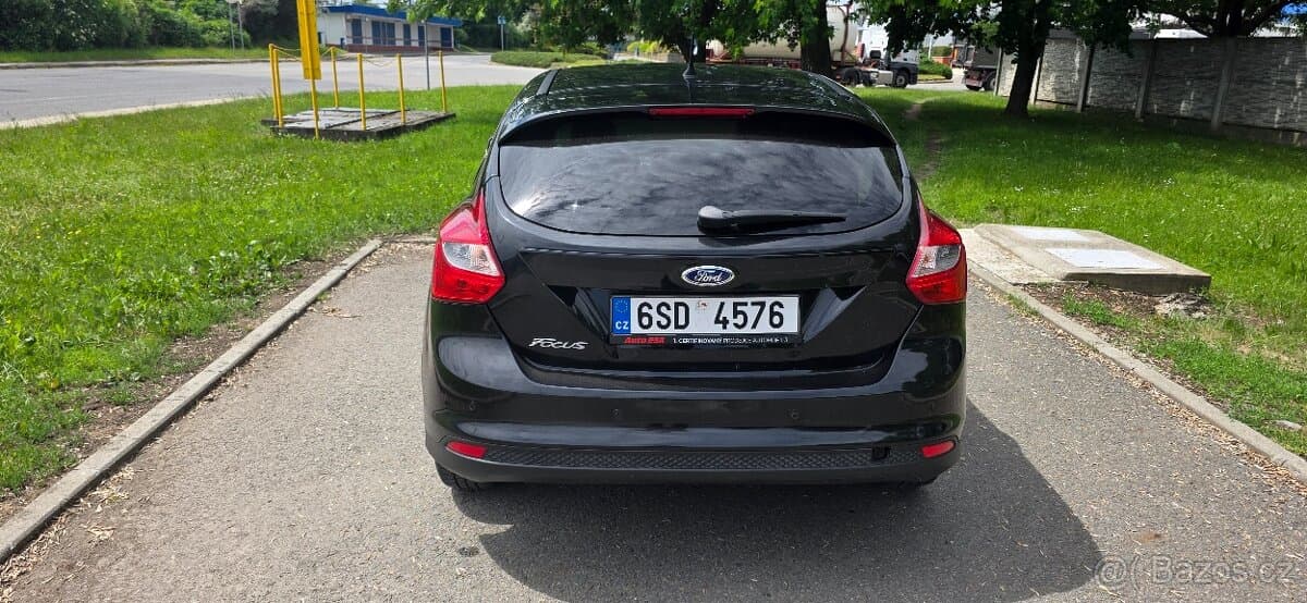 2011 Ford FOCUS - 4