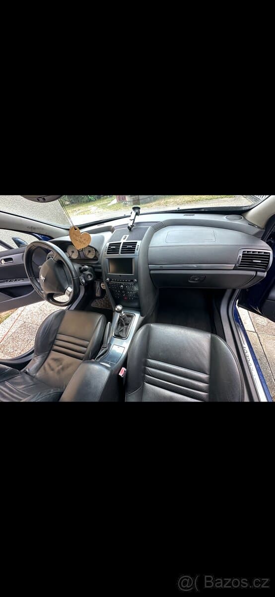Peugeot 407 - 4