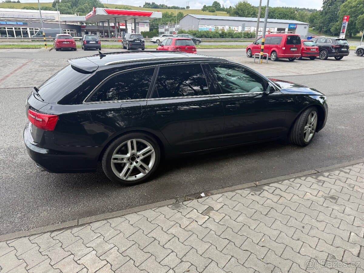 Audi A6 - 4