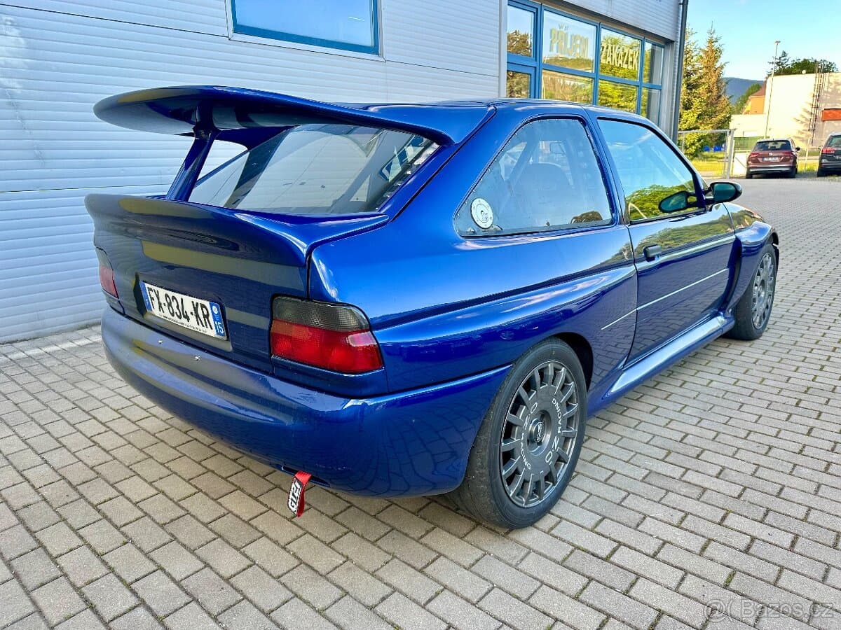 1993 Ford ESCORT - 4
