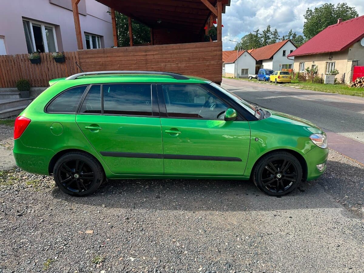 2010 Škoda FABIA - 4