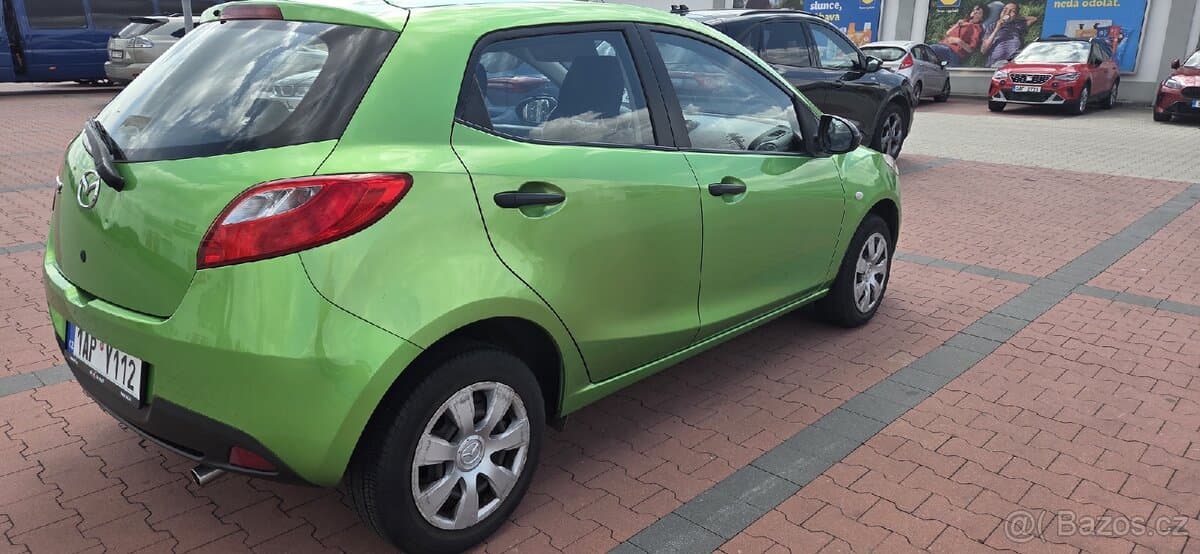 2011 Mazda 2 - 4